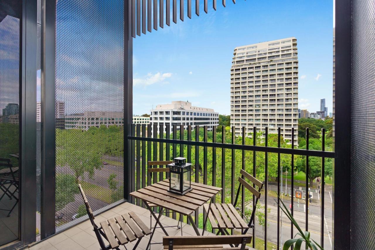 Complete Host Leopold Apartments メルボルン エクステリア 写真